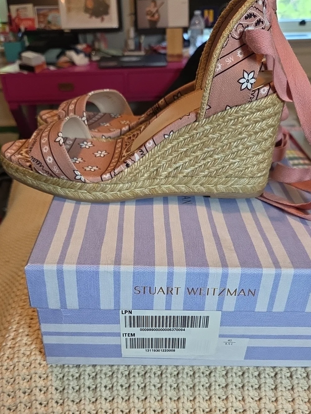 NIB Stuart Weitzman Illeana Bandana Print Espadrille Sandal Rose Pink Size 9.5